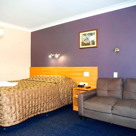 Sunpalms Motel Rockhampton Zewnętrze zdjęcie