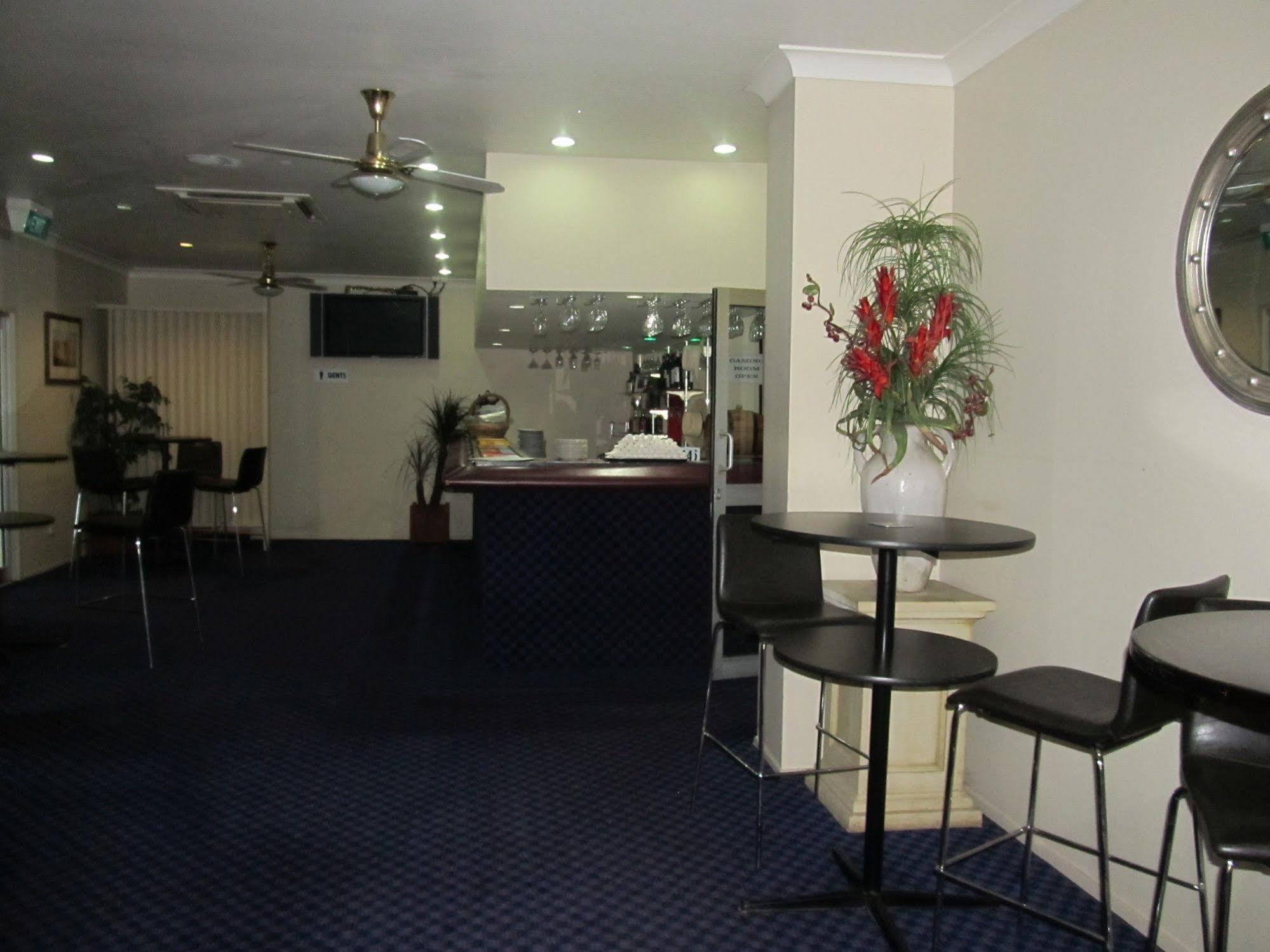 Sunpalms Motel Rockhampton Zewnętrze zdjęcie